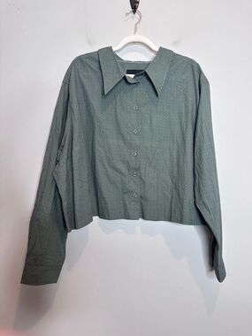 WILDFANG Women’s Essential Long Sleeve Cropped Button Up 3X Punk